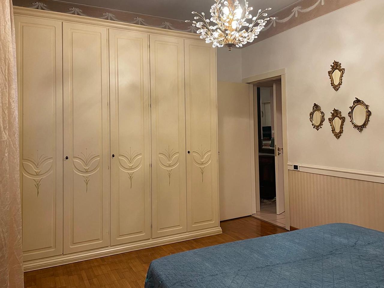 Villa Mario - Casa Vacanze Лавена Понте Треза Екстериор снимка